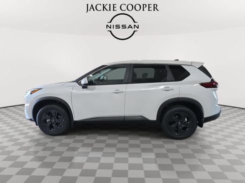 New 2026 Nissan Rogue SV w/ Cold Weather Package FWD image 8