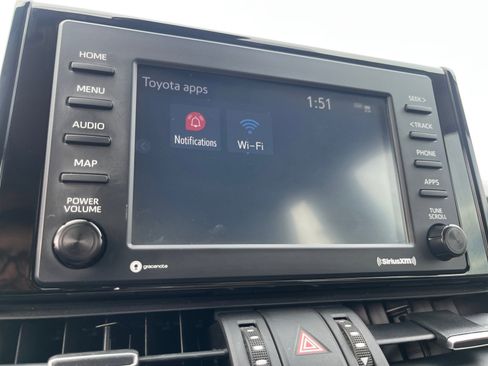 Used 2022 Toyota RAV4 XLE Premium image 27