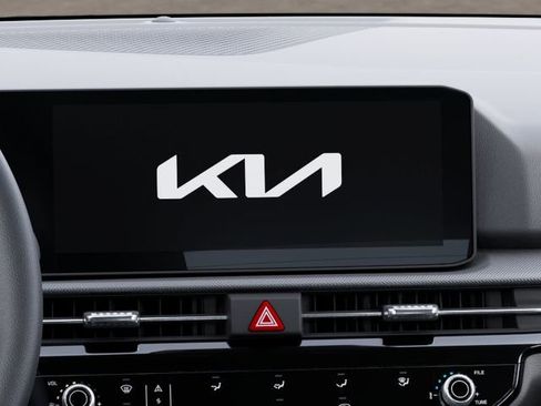 New 2026 Kia Sportage LX FWD image 21