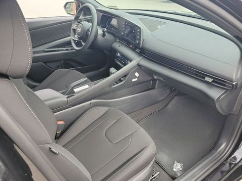 New 2026 Hyundai Elantra Sport FWD image 19