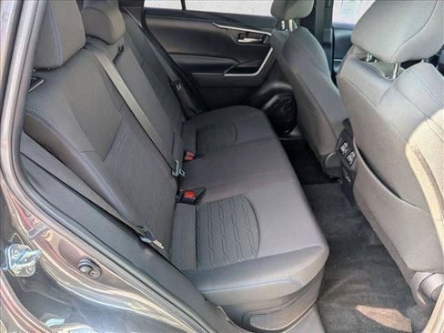 Certified 2022 Toyota RAV4 SE w/ Convenience Package AWD/4WD image 19