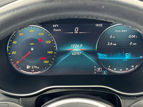 Used 2021 Mercedes-Benz GLC 300 4MATIC image 19