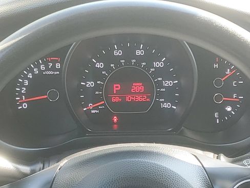 Used 2019 Kia Soul + FWD image 16