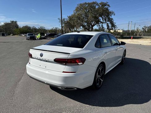 Used 2022 Volkswagen Passat 2.0T R-Line image 6