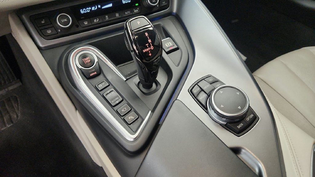 Used 2015 BMW i8 AWD/4WD image 92