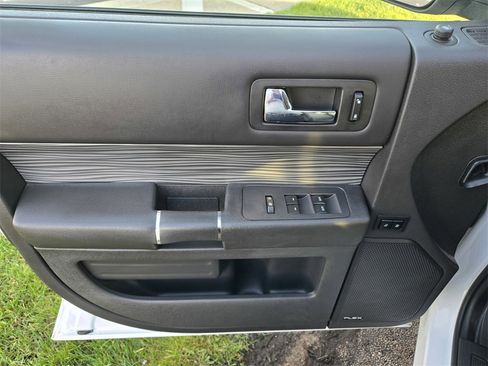 Used 2016 Ford Flex SEL w/ Equipment Group 202A image 14