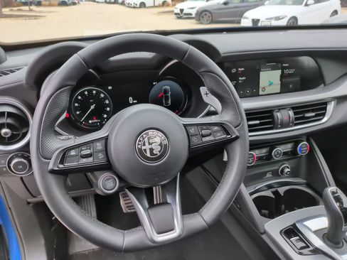 Used 2024 Alfa Romeo Stelvio Veloce AWD/4WD image 34
