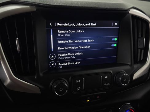 Used 2023 GMC Terrain SLT w/ Infotainment Package II AWD/4WD image 30