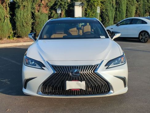 Used 2019 Lexus ES 350 w/ Accessory Package 2 image 2