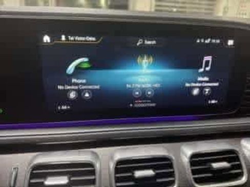 Used 2021 Mercedes-Benz GLE 350 4MATIC image 24