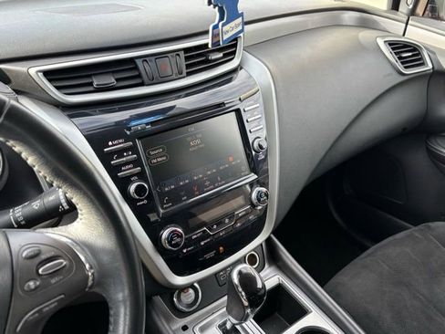 Used 2021 Nissan Murano SV image 36