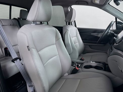 Certified 2023 Honda Ridgeline RTL image 36