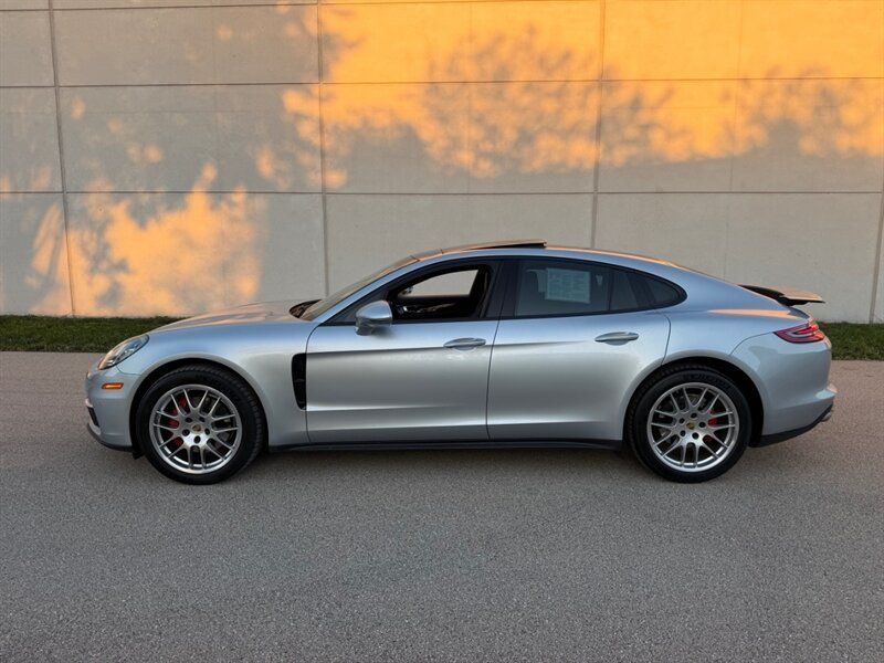 Used 2017 Porsche Panamera 4 AWD/4WD image 32