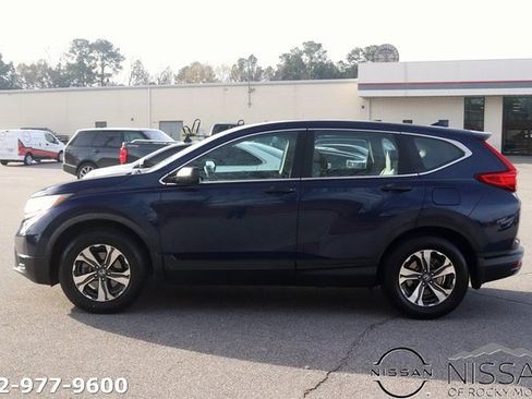 Used 2017 Honda CR-V LX image 4