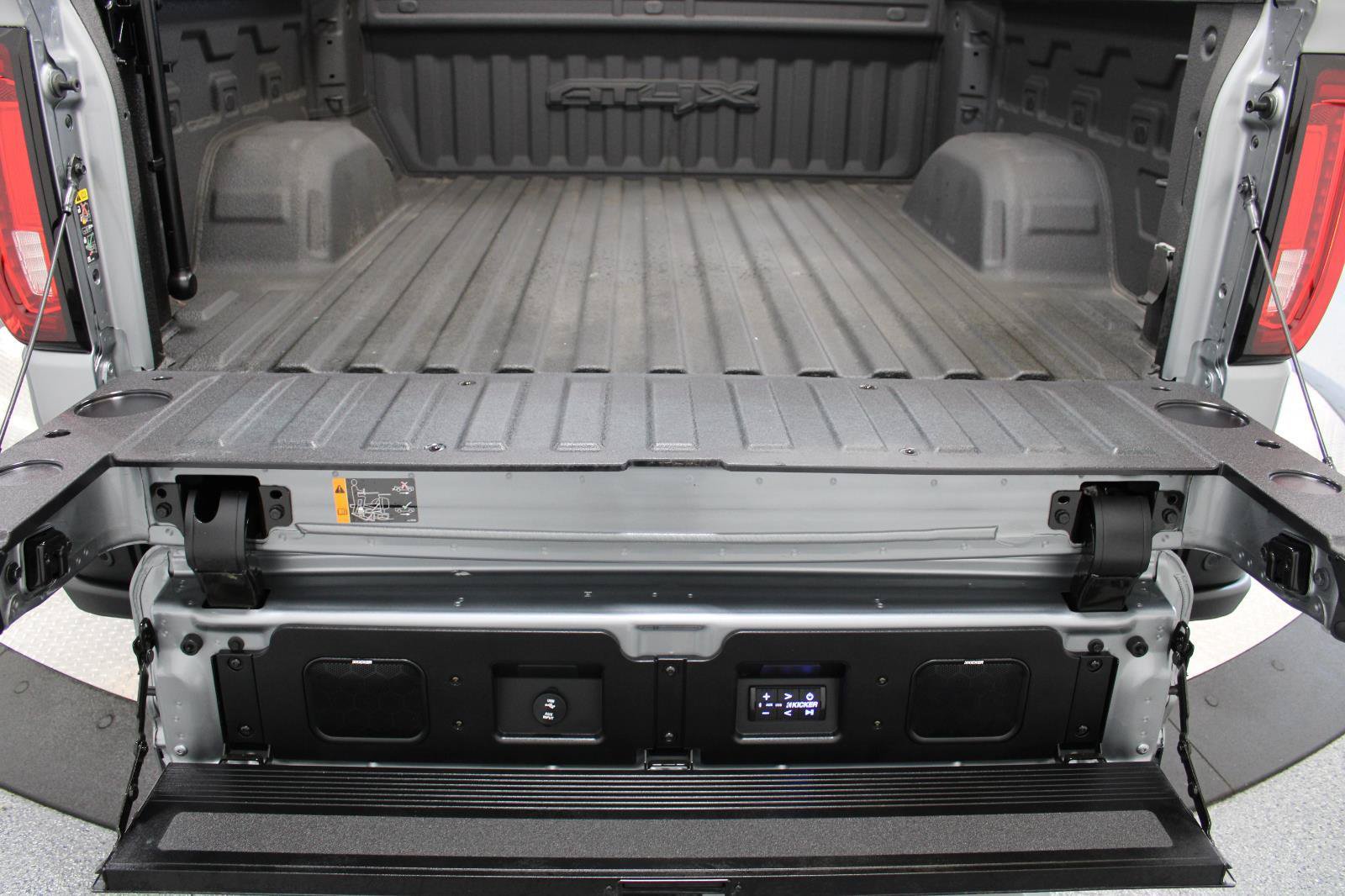 Used 2024 GMC Sierra 1500 AT4X w/ AT4X AEV Edition AWD/4WD image 23