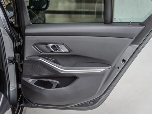 Used 2019 BMW 330i Sedan w/ Premium Package RWD image 51