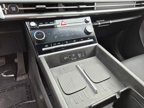 Used 2025 Hyundai Santa Fe SEL image 27