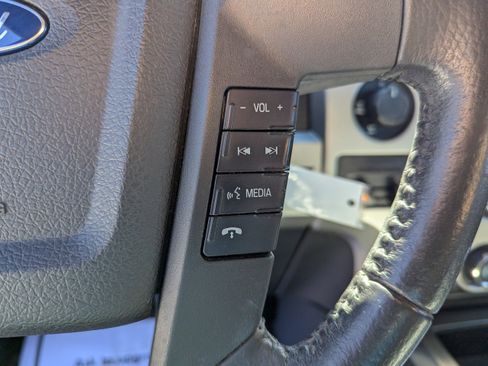 Used 2014 Ford F150 FX4 w/ Equipment Group 402A Luxury AWD/4WD image 16