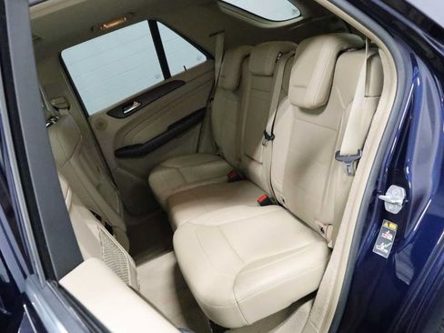 Used 2013 Mercedes-Benz ML 350 4MATIC image 33