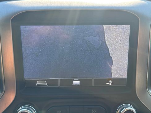 Used 2020 GMC Sierra 1500 SLT RWD image 20