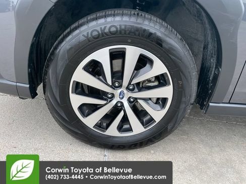 Used 2025 Subaru Outback AWD/4WD image 41