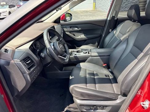 Used 2023 Nissan Rogue SV w/ SV Premium B Package AWD/4WD image 12