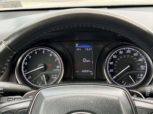 Used 2024 Toyota Camry SE FWD image 10