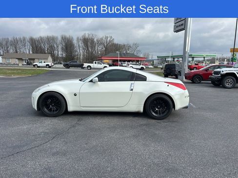 Used 2006 Nissan 350Z Touring image 5