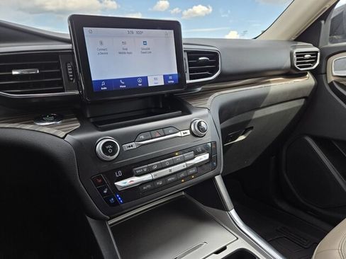 Certified 2020 Ford Explorer Limited AWD/4WD image 23