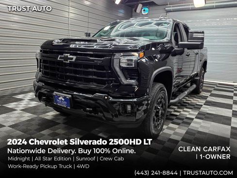Used 2024 Chevrolet Silverado 2500 LT w/ Midnight Edition AWD/4WD image 1