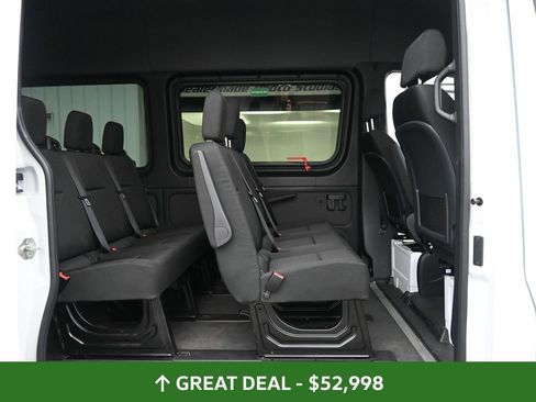 Used 2024 Mercedes-Benz Sprinter 2500 image 18