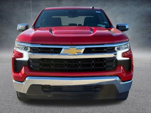 Used 2025 Chevrolet Silverado 1500 LT image 10