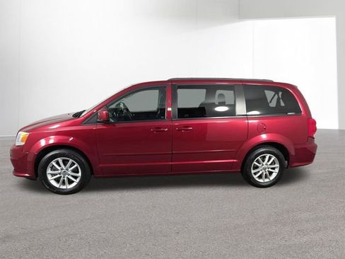 Used 2014 Dodge Grand Caravan SXT image 14