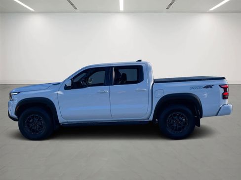 Used 2023 Nissan Frontier PRO-4X w/ Pro-4X Premium Package image 3