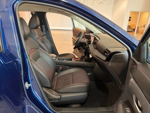 Used 2026 Nissan Kicks SR FWD image 35