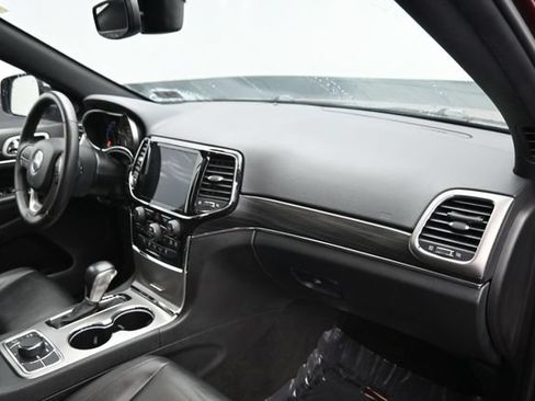 Used 2021 Jeep Grand Cherokee Limited AWD/4WD image 10
