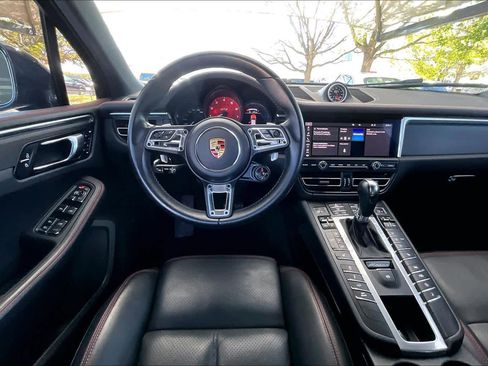 Used 2021 Porsche Macan GTS image 5