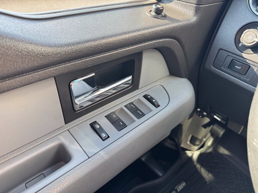 Used 2014 Ford F150 XLT w/ Equipment Group 302A Luxury RWD image 14
