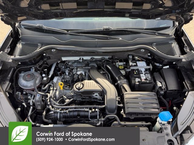 Used 2024 Volkswagen Taos SE w/ Panoramic Sunroof Package FWD image 35