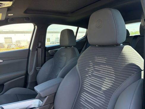 Used 2025 Alfa Romeo Tonale image 9