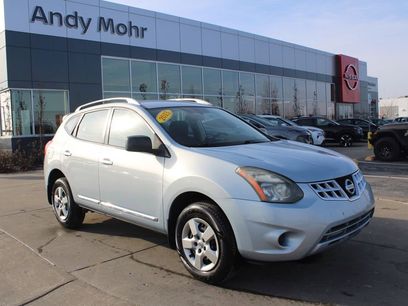 Used 2015 Nissan Rogue S w/ Convenience Package