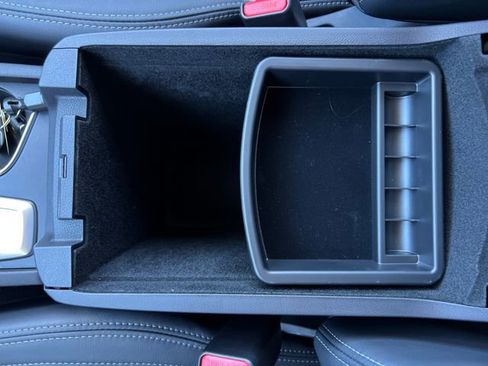 Used 2024 Subaru Ascent Limited image 27