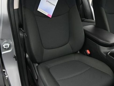 Used 2025 Toyota RAV4 LE FWD image 14