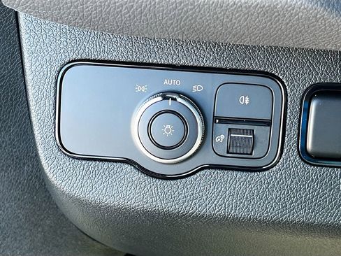 New 2025 Mercedes-Benz Sprinter 2500 image 11