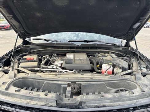 Certified 2023 Chevrolet Suburban High Country image 31