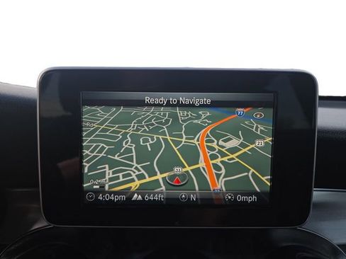 Used 2019 Mercedes-Benz GLC 350e 4MATIC image 25