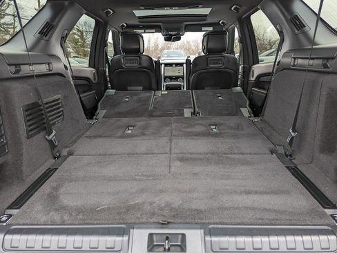 Used 2023 Land Rover Discovery S R-Dynamic image 44