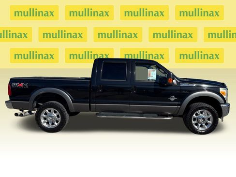 Used 2011 Ford F350 Lariat w/ Lariat Interior Pkg image 2