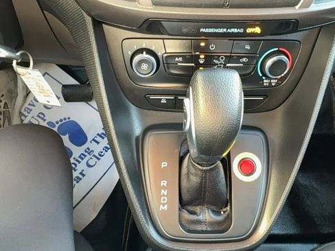 Used 2020 Ford Transit Connect XL image 22