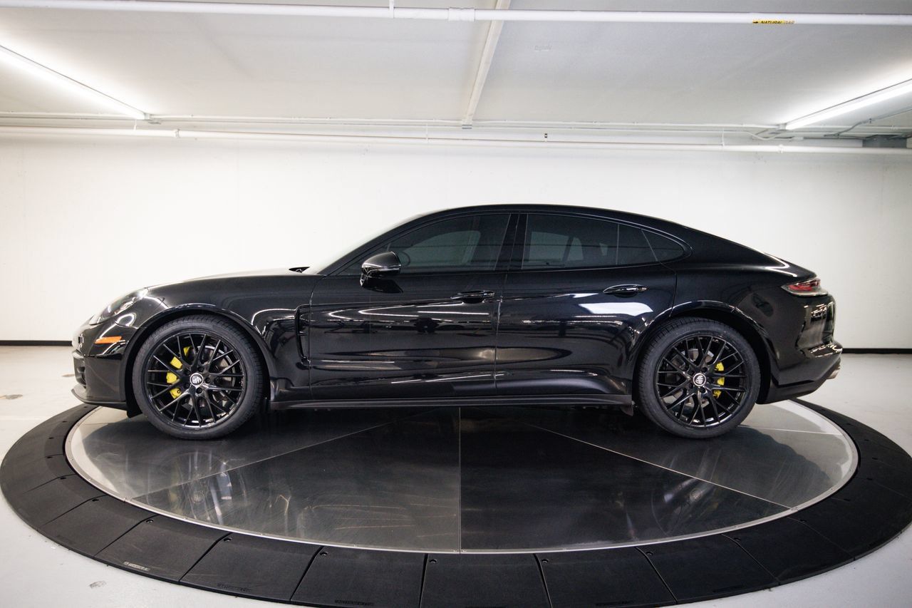 Certified 2023 Porsche Panamera image 2